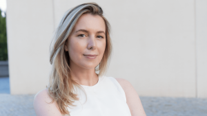Ein Porträt von Wissenschaftlerin und Gründerin Laura Simonow von This Place.