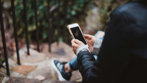 Charisme: Die App gegen soziale Ängste von Gründerin Katharina Dominik